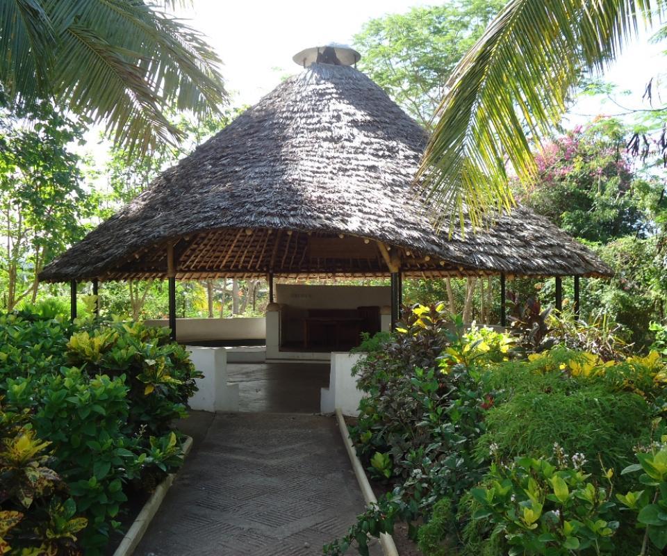 The Old Boma Hotel Mtwara Bagian luar foto